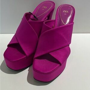 Zara Women's Fuchsia Platform Sandals